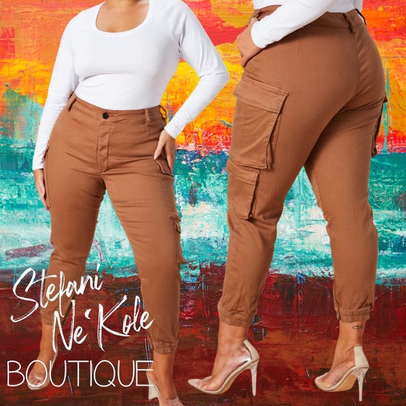 Fashion Nova Tan Cargo Tan - Picture 1 of 6